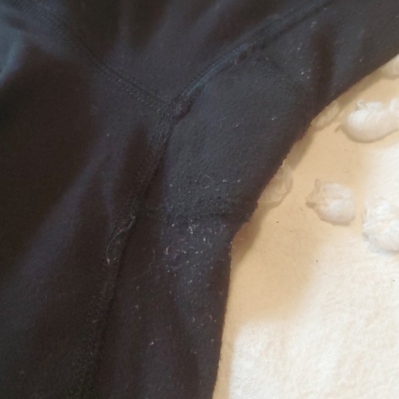 Lululemon - Picture 4 of 4